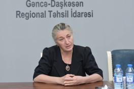 Elm və təhsil naziri Gəncədə vətəndaşları qəbul edib