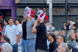 Türkiyə millisinin oyununu izləmək üçün minlərlə azarkeş küçələrə toplaşıb - FOTO 