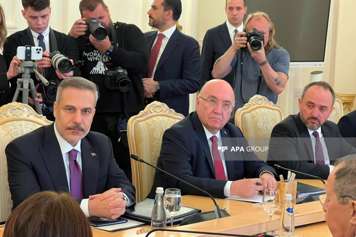 Moskvada Rusiya və Türkiyə XİN rəhbərləri arasında görüş başlayıb