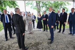 Xocalının Daşbulaq kəndində baramaçılığın inkişafı üçün yaradılmış infrastruktura baxış keçirilib