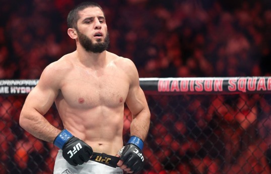 Rusiyalı UFC çempionu İslam Maxaçev