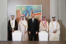 Prezident Ərəb Koordinasiya Qrupuna daxil olan üzv qurumların rəhbər şəxslərini qəbul edib - FOTO 