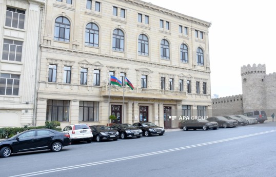 Konstitusiya Məhkəməsi borc müqaviləsinə dair parlamentə tövsiyə ünvanlayıb