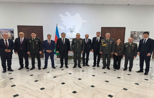 Kərim Vəliyevin rəhbərlik etdiyi nümayəndə heyəti Azərbaycanın Qazaxıstandakı səfirliyini ziyarət edib