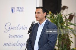 “TEAS Press”in keçirdiyi gənclərin roman müsabiqəsinin qalibləri mükafatlandırılıb - FOTO 