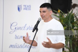 “TEAS Press”in keçirdiyi gənclərin roman müsabiqəsinin qalibləri mükafatlandırılıb - FOTO 
