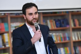 “TEAS Press”in keçirdiyi gənclərin roman müsabiqəsinin qalibləri mükafatlandırılıb - FOTO 