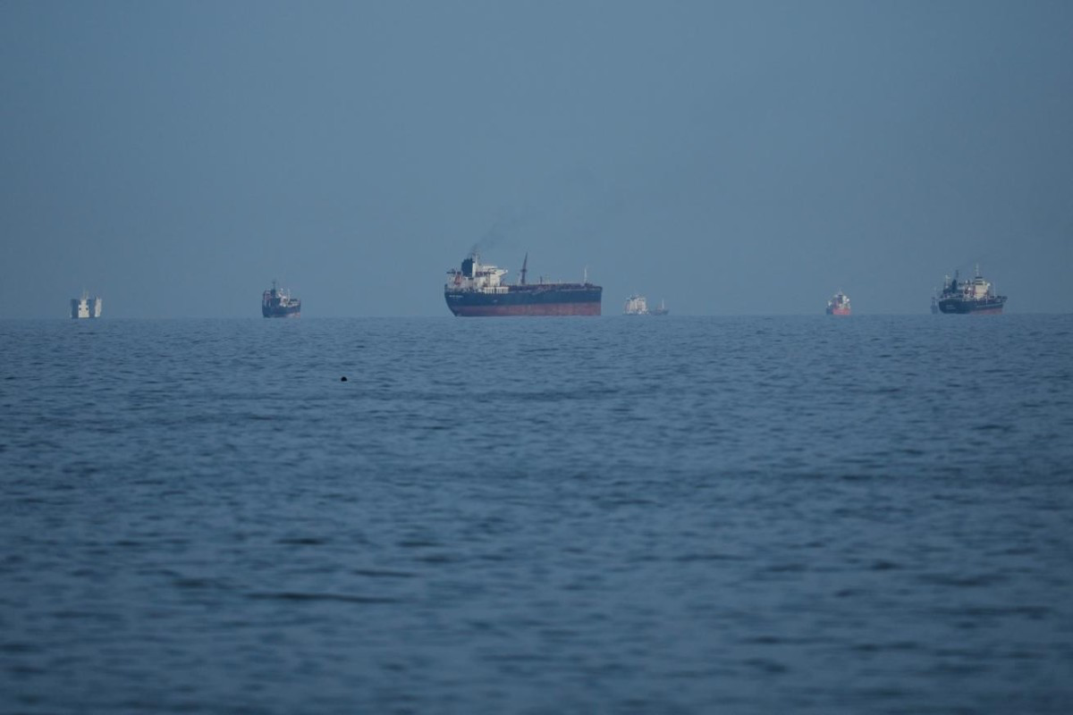 Three Indian crude oil tankers clear Strait of Hormuz — shipping minister