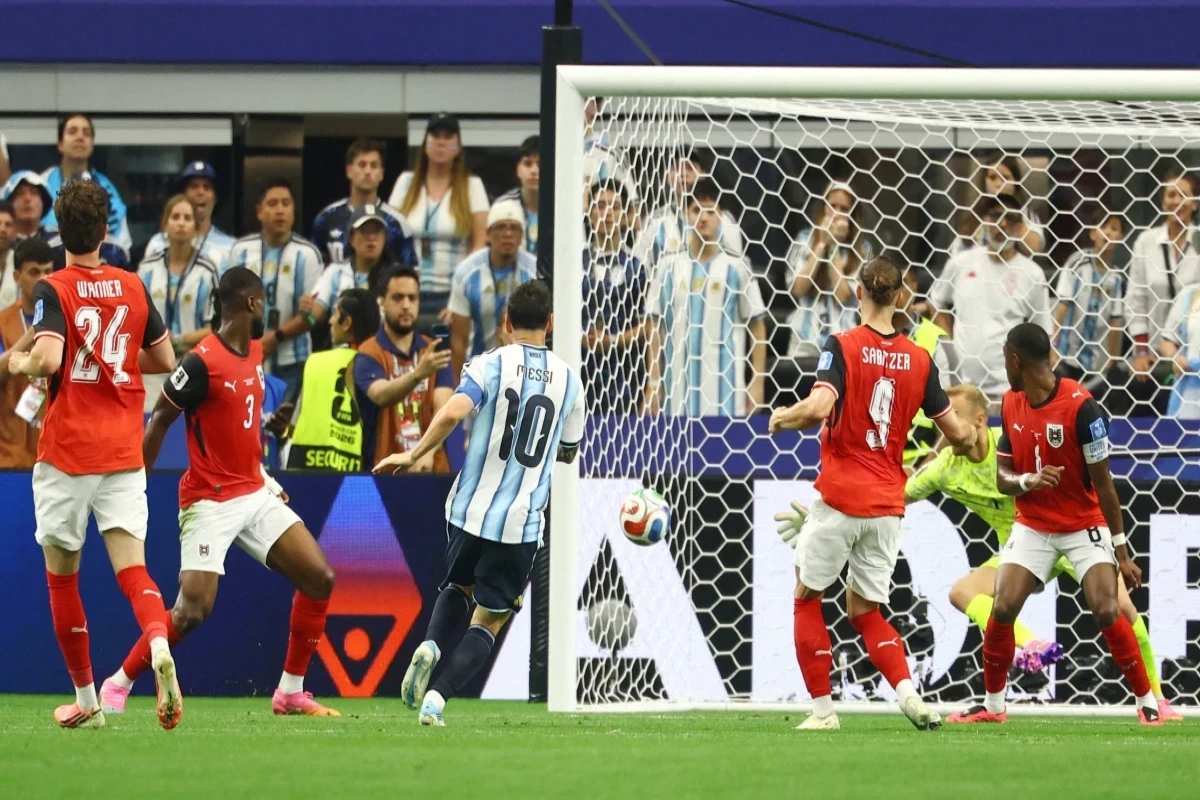 DÇ-2026: Argentina Avstriyanı məğlub edib, Messi iki qolla tarixə düşüb