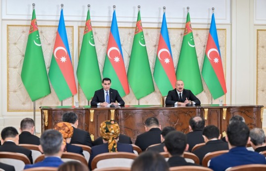 Azərbaycan və Türkmənistan prezidentləri mətbuata bəyanatlarla çıxış ediblər - FOTO 