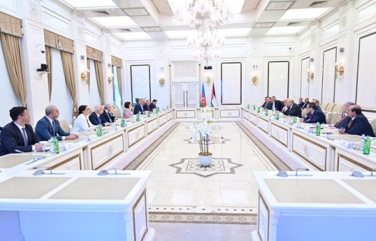 Sahibə Qafarova İordaniya Nümayəndələr Palatasının sədri ilə görüşüb