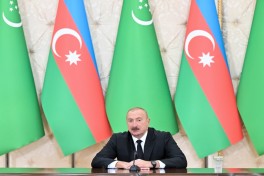 Azərbaycan və Türkmənistan prezidentləri mətbuata bəyanatlarla çıxış ediblər - FOTO 