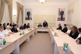 Baş Prokurorluqda dövlət qulluqçularının peşə bayramı günü münasibətilə tədbir keçirilib