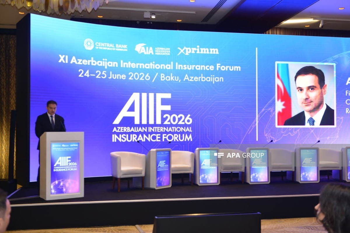 Azərbaycan Respublikası Mərkəzi Bankı sədrinin birinci müavini Əliyar Məmmədyarov
