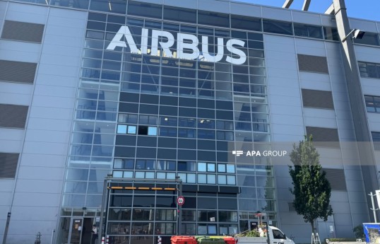 Media nümayəndələri "Airbus"un Hamburqdakı istehsal sahəsində olublar- FOTO 