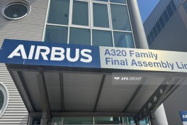 Media nümayəndələri "Airbus"un Hamburqdakı istehsal sahəsində olublar- FOTO 