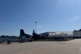Media nümayəndələri "Airbus"un Hamburqdakı istehsal sahəsində olublar- FOTO 
