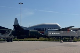 Media nümayəndələri "Airbus"un Hamburqdakı istehsal sahəsində olublar- FOTO 