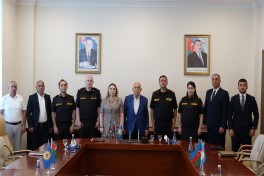 FHN yanında İctimai şuranın üzvləri Nazirliyin strukturunda görüş keçiriblər