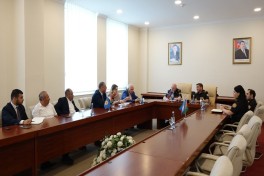 FHN yanında İctimai şuranın üzvləri Nazirliyin strukturunda görüş keçiriblər