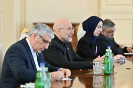 Prezident İlham Əliyev Qalibafın başçılıq etdiyi nümayəndə heyətini qəbul edib