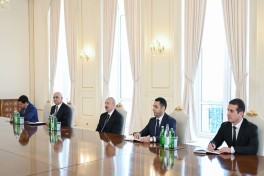 Prezident İlham Əliyev Qalibafın başçılıq etdiyi nümayəndə heyətini qəbul edib