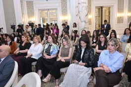 “Qızların təhsilinə dəstək” layihəsinin II Məzun Günü keçirilib
