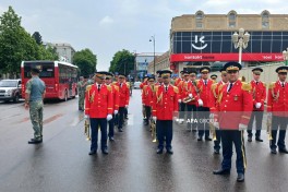 Gəncədə hərbi orkestrin müşayiəti ilə yürüş başlayıb - FOTO 