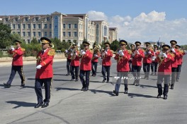 Naxçıvanda hərbi orkestrin müşayiəti ilə yürüş başlayıb - FOTO 