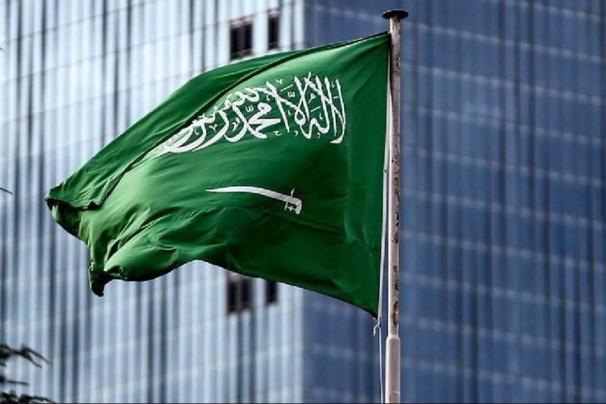 Saudi Arabia resumes oil loading in the Persian Gulf