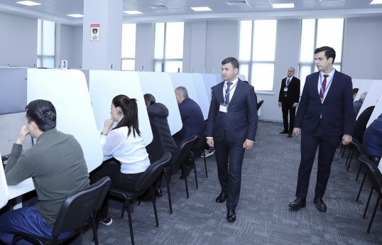 Hakim vəzifəsinə qəbul olmaq istəyən namizədlər üçün tеst imtаhаnı keçirilib