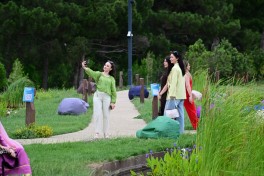 Leyla Əliyeva və Alona Əliyeva Xeyirxahlıq Festivalında iştirak ediblər