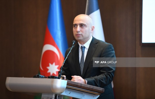 Elm və təhsil naziri Emin Əmrullayev