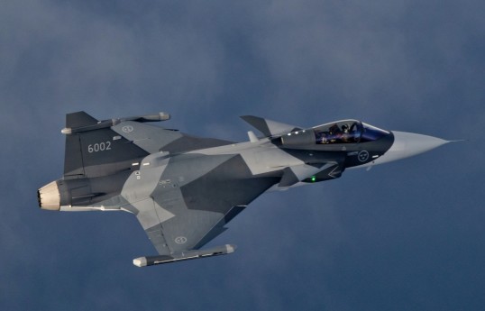 Ukrayna İsveçdən 16 ədəd "Gripen E" qırıcısı alacaq