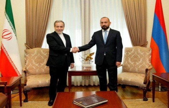 İranın xarici işlər naziri Abbas Əraqçi,