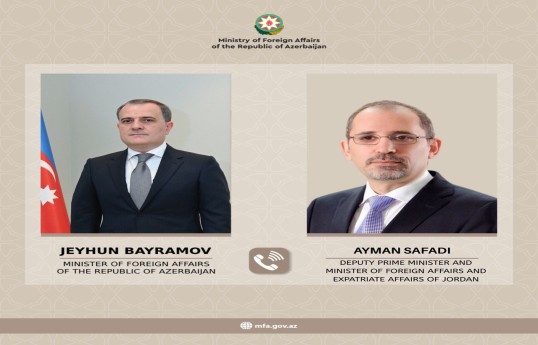 Ceyhun Bayramov iordaniyalı həmkarı ilə Yaxın Şərqdəki mövcud vəziyyəti müzakirə edib