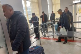 İrandan Azərbaycan sərhədi ilə xarici vətəndaşların təxliyəsi davam edir - FOTO  - YENİLƏNİB2 