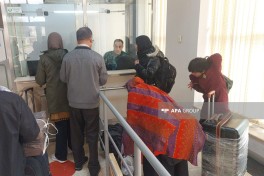 İrandan Azərbaycan sərhədi ilə xarici vətəndaşların təxliyəsi davam edir - FOTO  - YENİLƏNİB2 