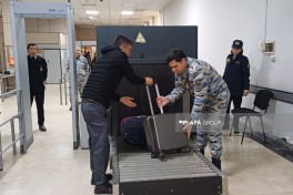 İrandan Azərbaycan sərhədi ilə xarici vətəndaşların təxliyəsi davam edir - FOTO  - YENİLƏNİB2 