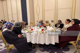 İstanbulda soydaşlarımız üçün iftar mərasimi təşkil edilib - FOTO 