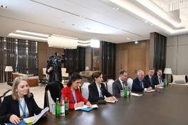 Prezident Avropa Komissiyasının enerji və mənzil siyasəti üzrə komissarını qəbul edib