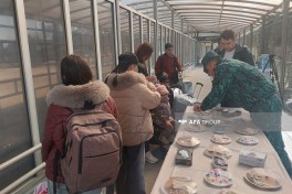 İrandan təxliyə edilən Tacikistan vətəndaşı Azərbaycana təşəkkür edib - FOTO 