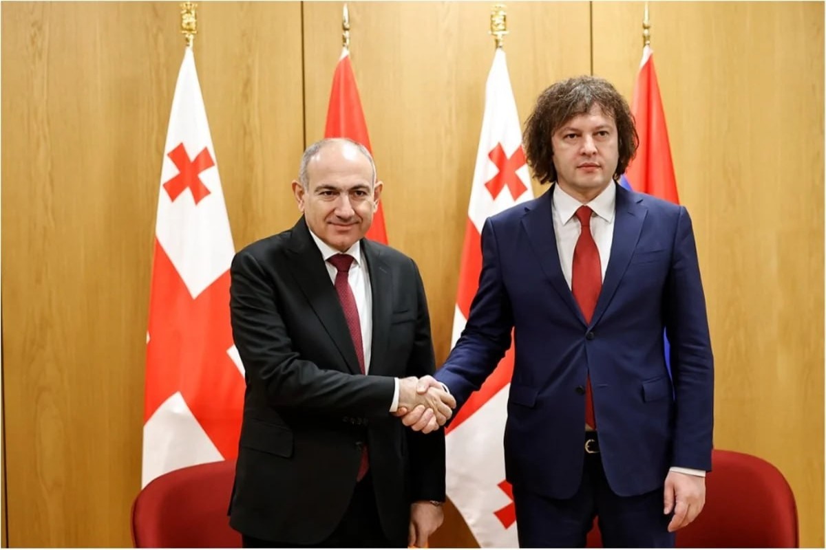 Ermənistanın Baş naziri Nikol Paşinyan və gürcü həmkarı İrakli Kobaxidze