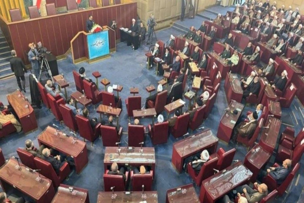 İranın Ekspertlər Məclisi: Namizədlər müəyyənləşib, yeni Ali Rəhbər ilk fürsətdə seçiləcək