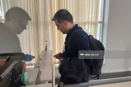 İranı tərk edən Britaniya vətəndaşı: Məktəb və universitetlər bağlı olsa da, mağazalar, idarələr işini davam etdirir - FOTO 