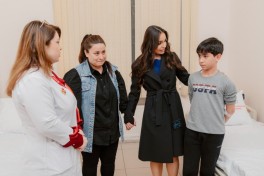 Leyla Əliyeva Respublika Pediatriya Mərkəzinin Nərimanov Uşaq Klinik Xəstəxanasını ziyarət edib