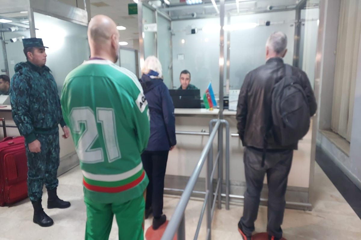 Bolqarıstanın 10-dan çox diplomatı İrandan Azərbaycana təxliyə olunub - FOTO 