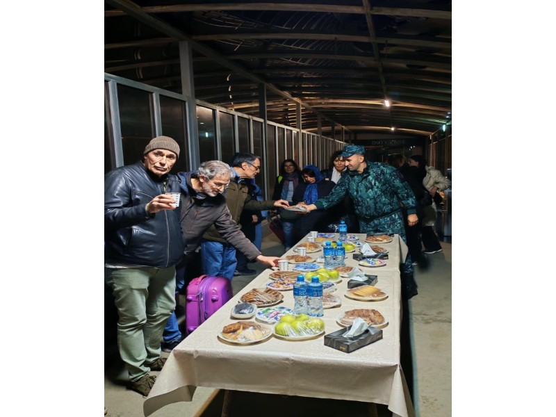 İrandan Azərbaycan vasitəsilə indiyədək 1424 nəfər təxliyə edilib - FOTO  - YENİLƏNİB 