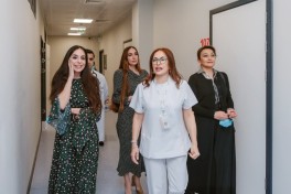 Leyla Əliyeva və Arzu Əliyeva “Leyla Medical Center”in Pediatriya Mərkəzində olublar