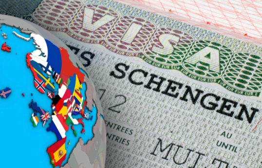 Aİ Gürcüstanın diplomatik və rəsmi pasport sahibləri üçün vizasız rejimi dayandırıb